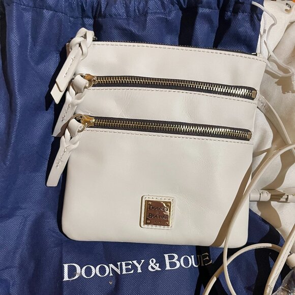 NEW WITH TAGS Dooney and Bourke White Leather Crossbody Dust Bag Triple Zipper - Picture 1 of 4